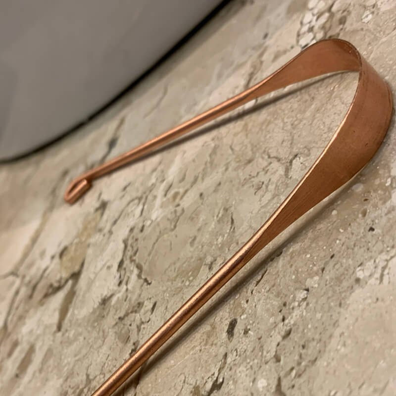 Raspador de Língua de cobre.